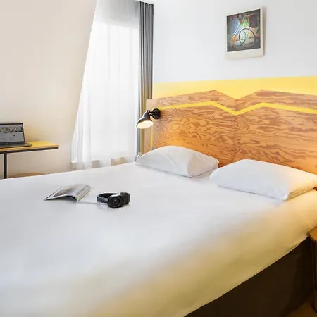 Ibis Styles Nation Porte De Montreuil Hotel 3*