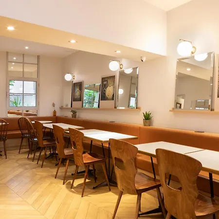 Ibis Styles Nation Porte De Montreuil Hotel 3*
