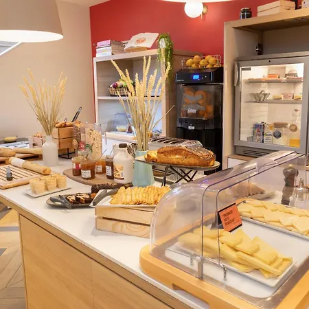 Hotel Ibis Styles Nation Porte De Montreuil 3*