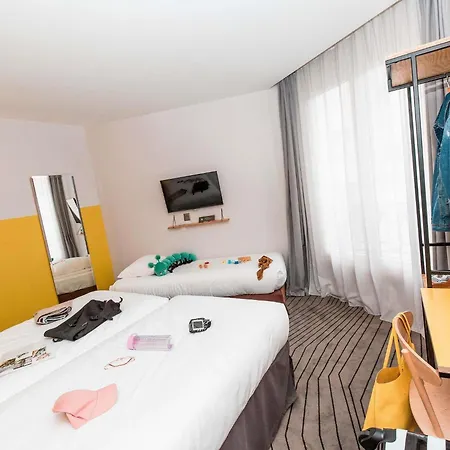 Hotel Ibis Styles Nation Porte De Montreuil 3*