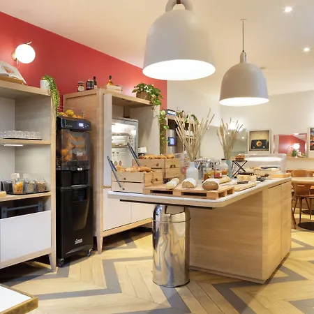Hotel Ibis Styles Nation Porte De Montreuil 3*