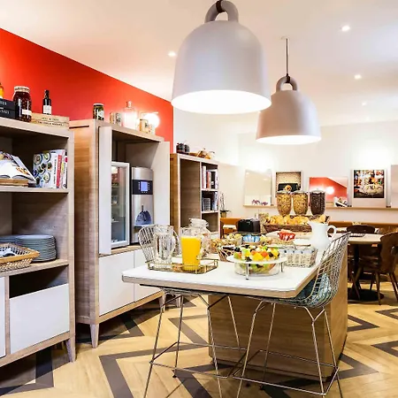 Ibis Styles Nation Porte De Montreuil Hotel 3*