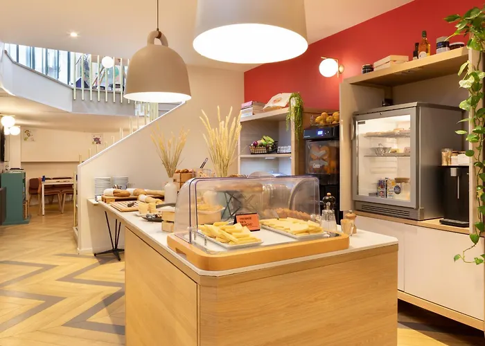 Hotel Ibis Styles Nation Porte De Montreuil 3*