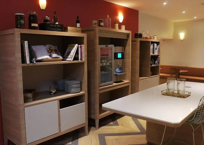 Ibis Styles Nation Porte De Montreuil Hotel 3*